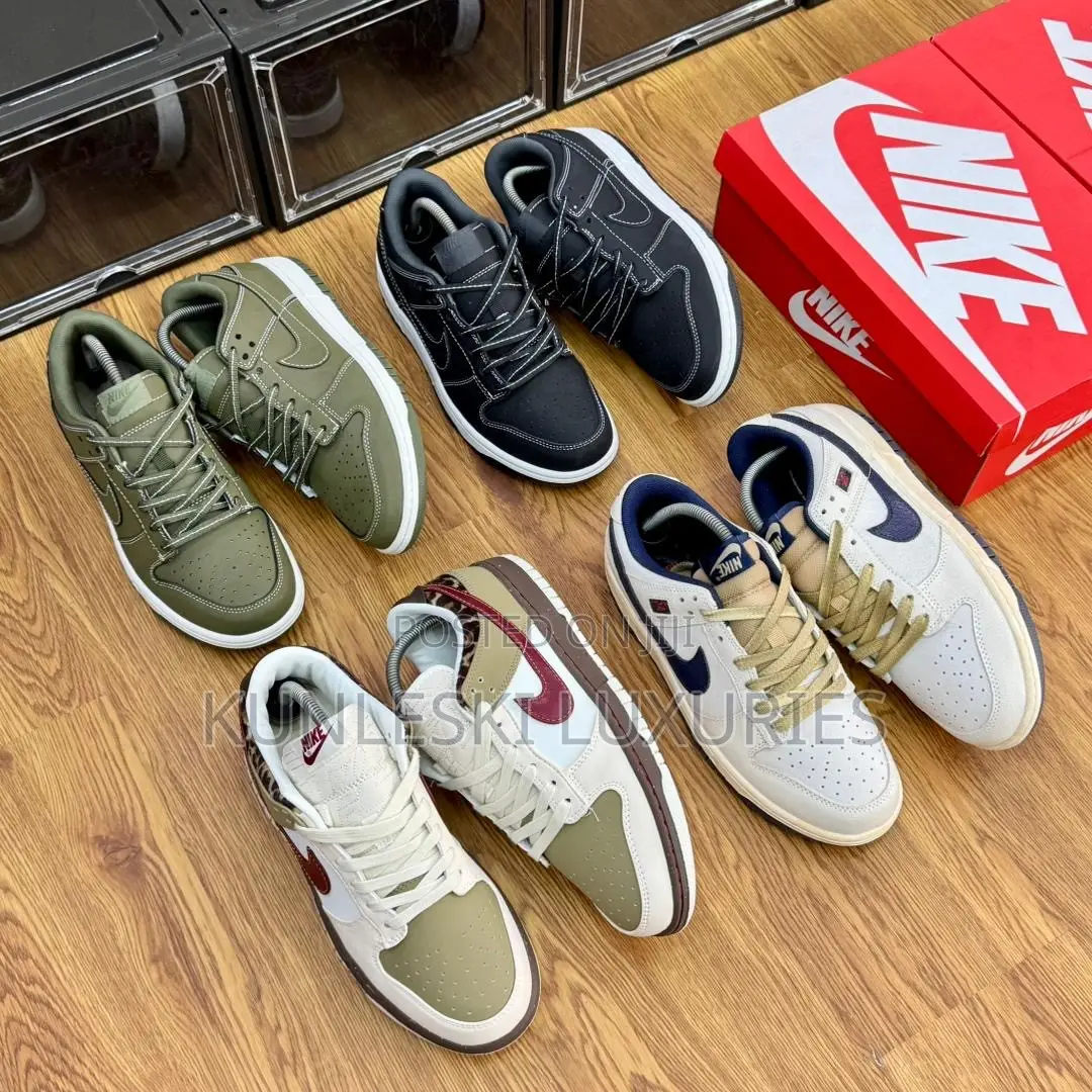 Original Nike Dunk / SB Dunk Sneakers Collections