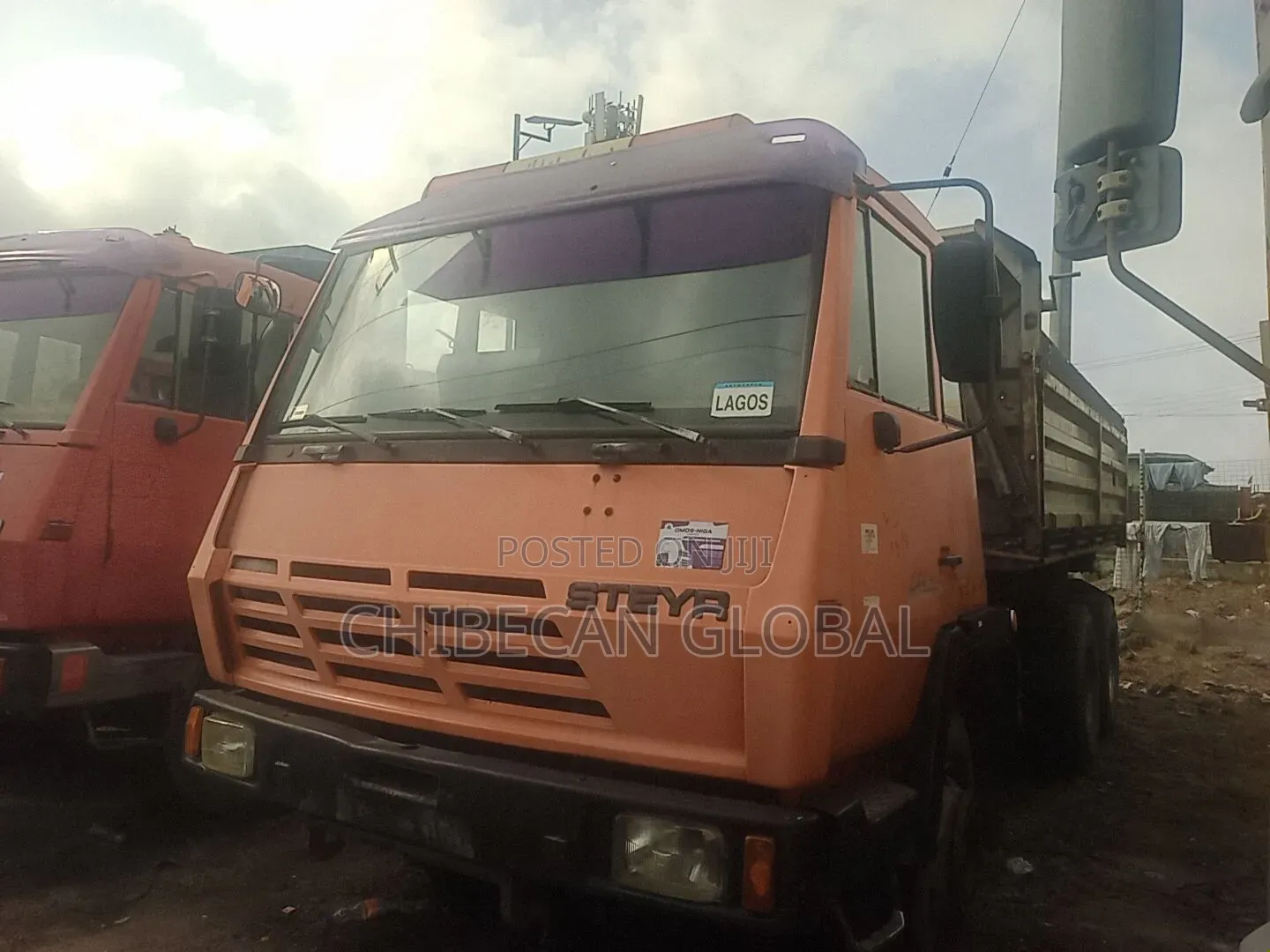 Steyr Tipper Truck 10 Tyres ((Foreign Used))