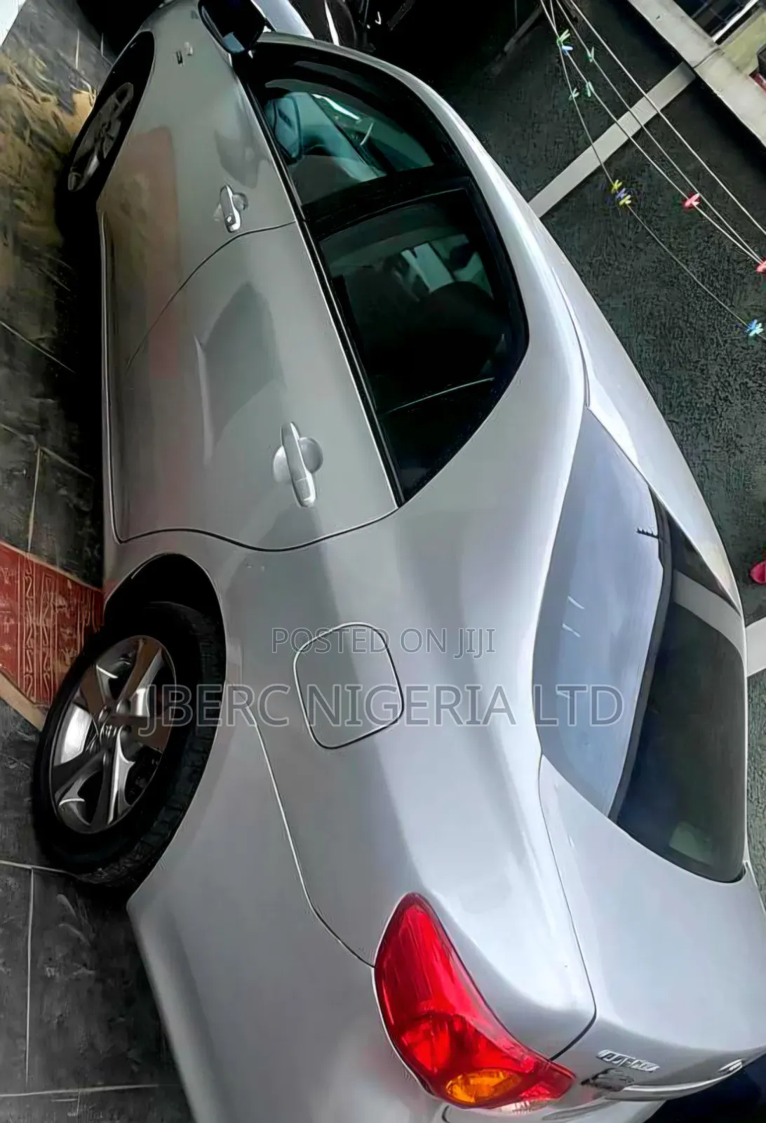 Toyota Corolla 2010 Silver
