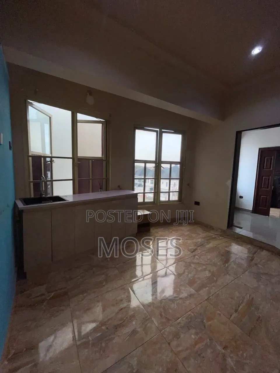 Mini Flat in Canal West Estate, Osapa london for rent
