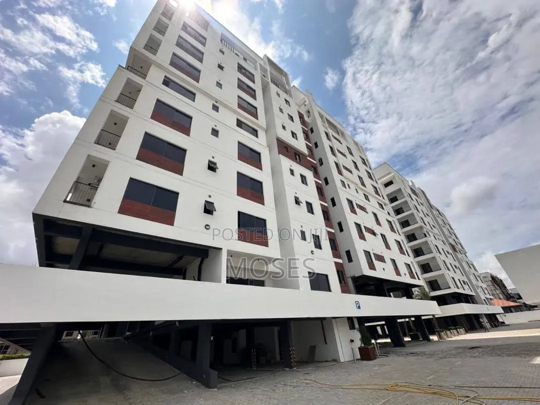 3bdrm Block of Flats in Minimalist And Co, Ikate for rent