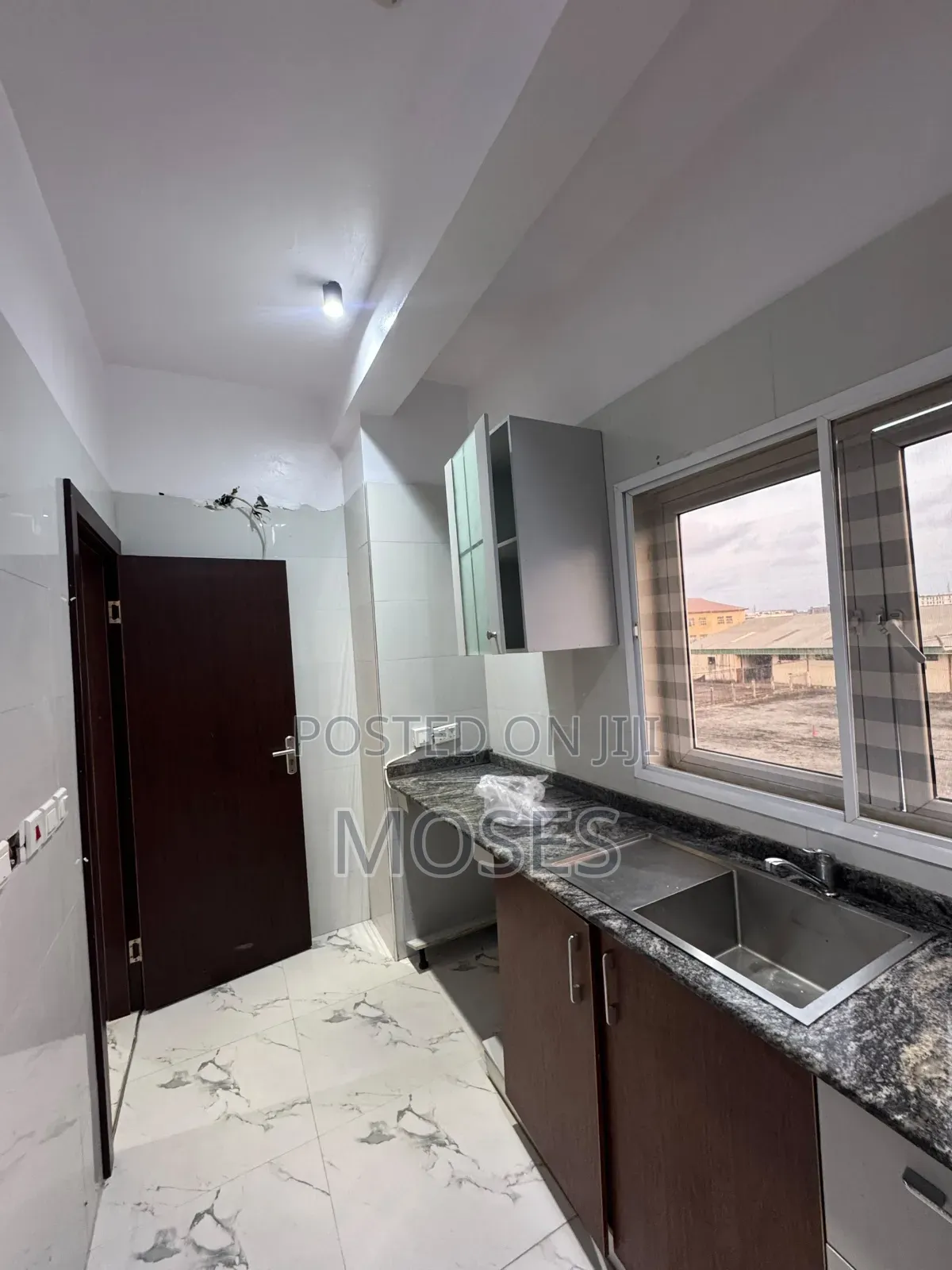 2bdrm Apartment in Well Secured Estate, Ikate-Elegushi for rent