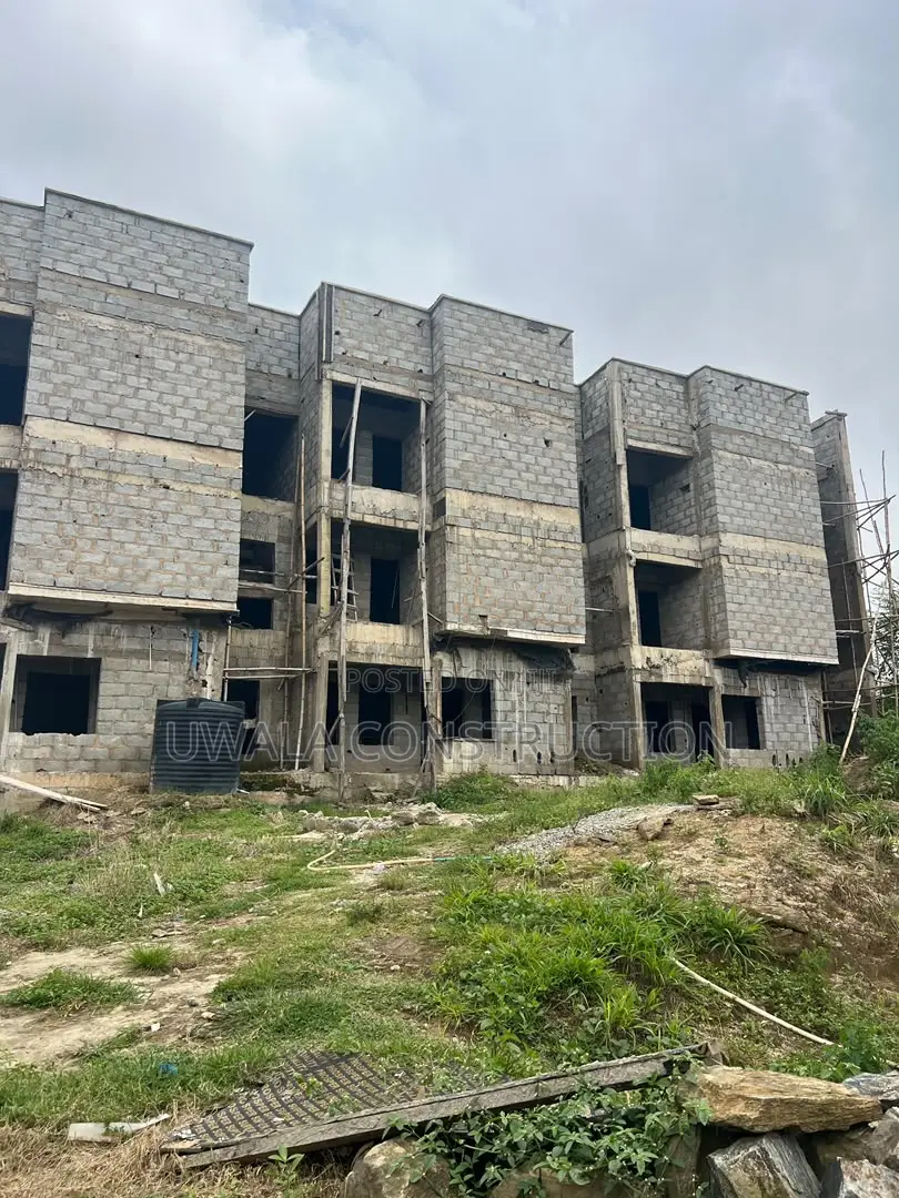 4bdrm Duplex in Guzape District for sale