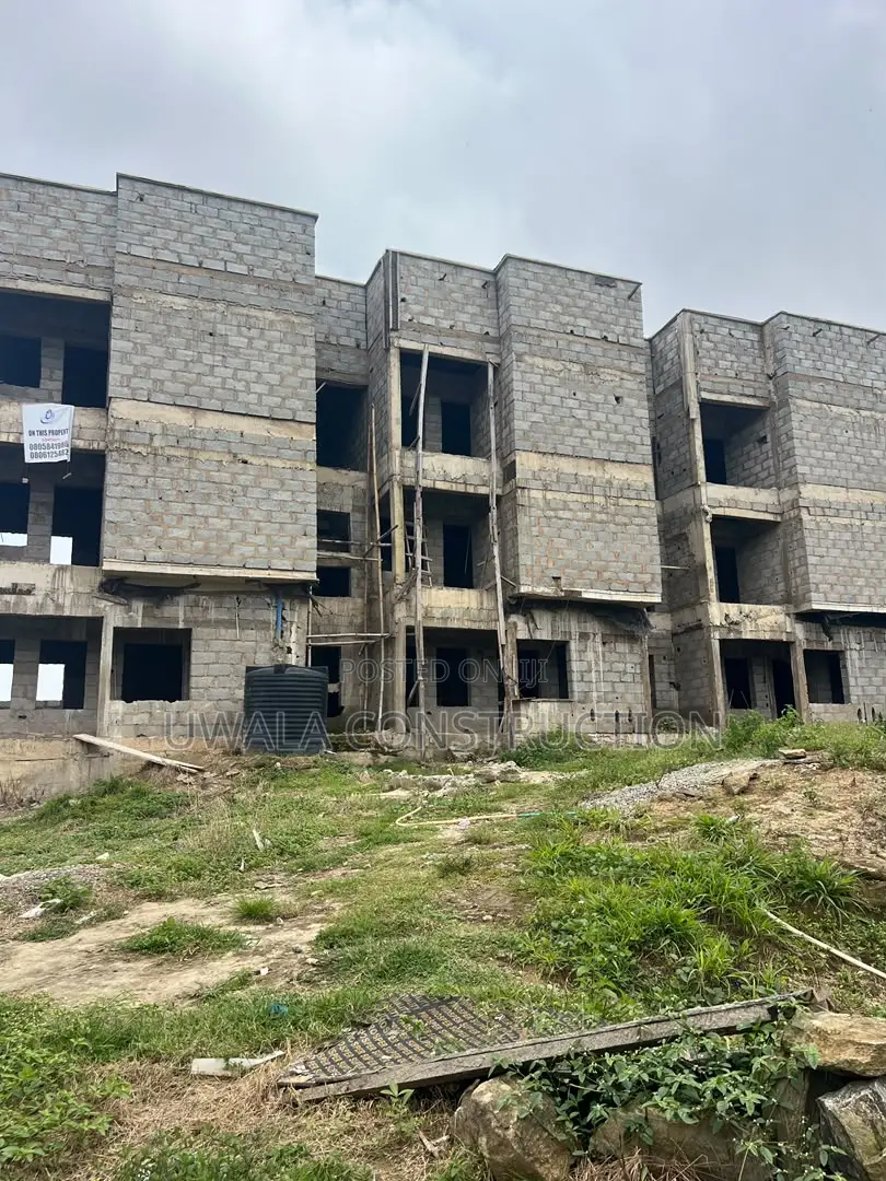 4bdrm Duplex in Guzape District for sale