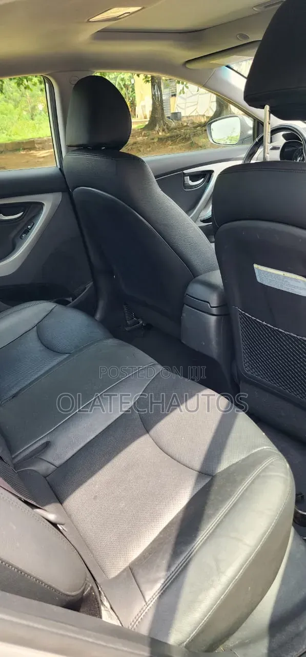 Hyundai Elantra 2013 Silver