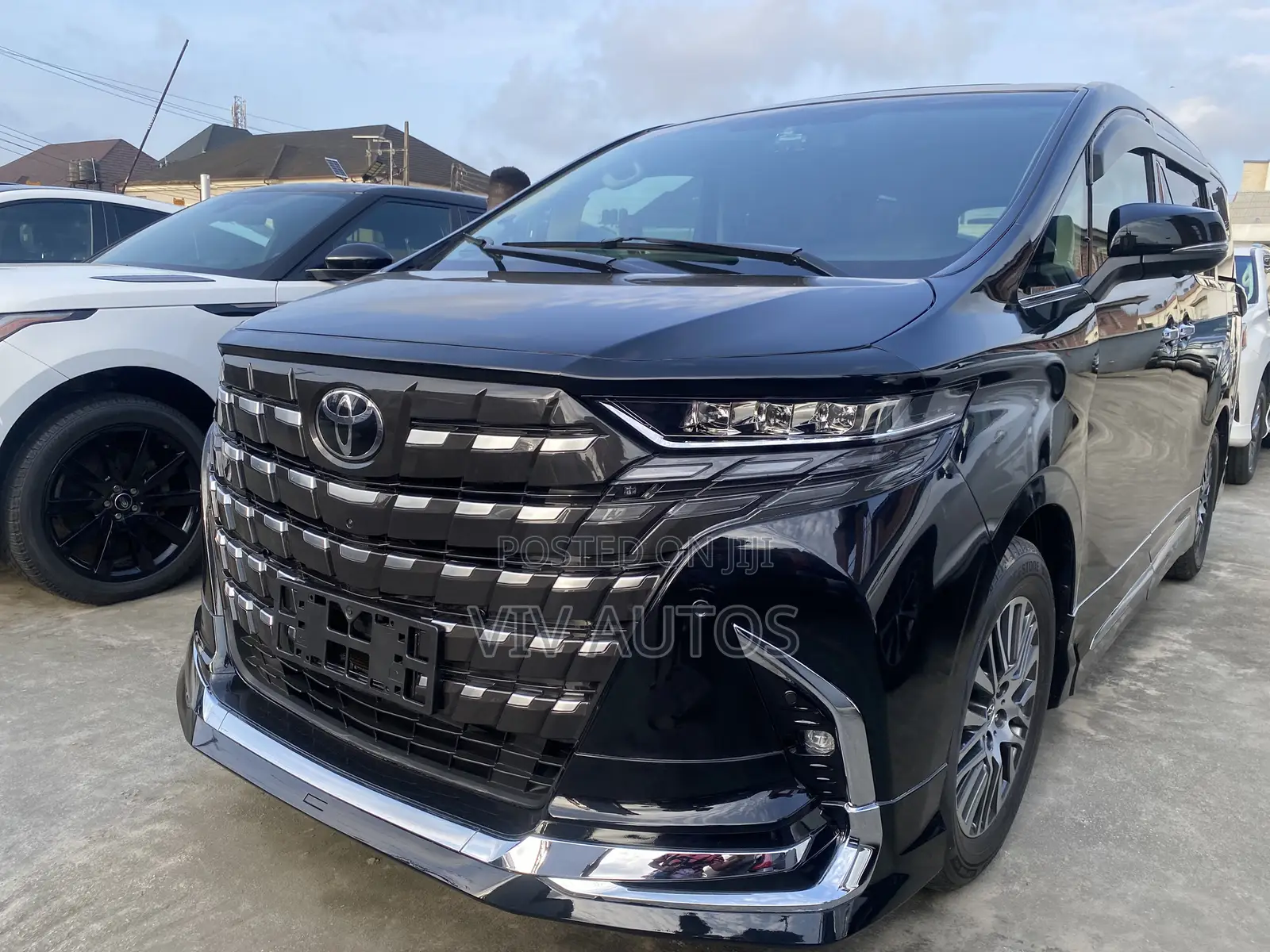 Toyota Vellfire Executive Lounge 3.5 V6 4WD 7-Seater 2022 Black