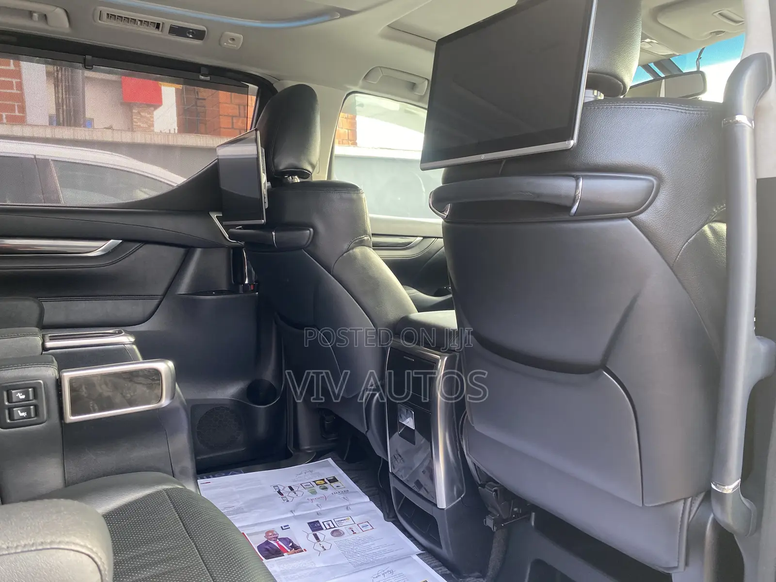 Toyota Vellfire Executive Lounge 3.5 V6 4WD 7-Seater 2022 Black