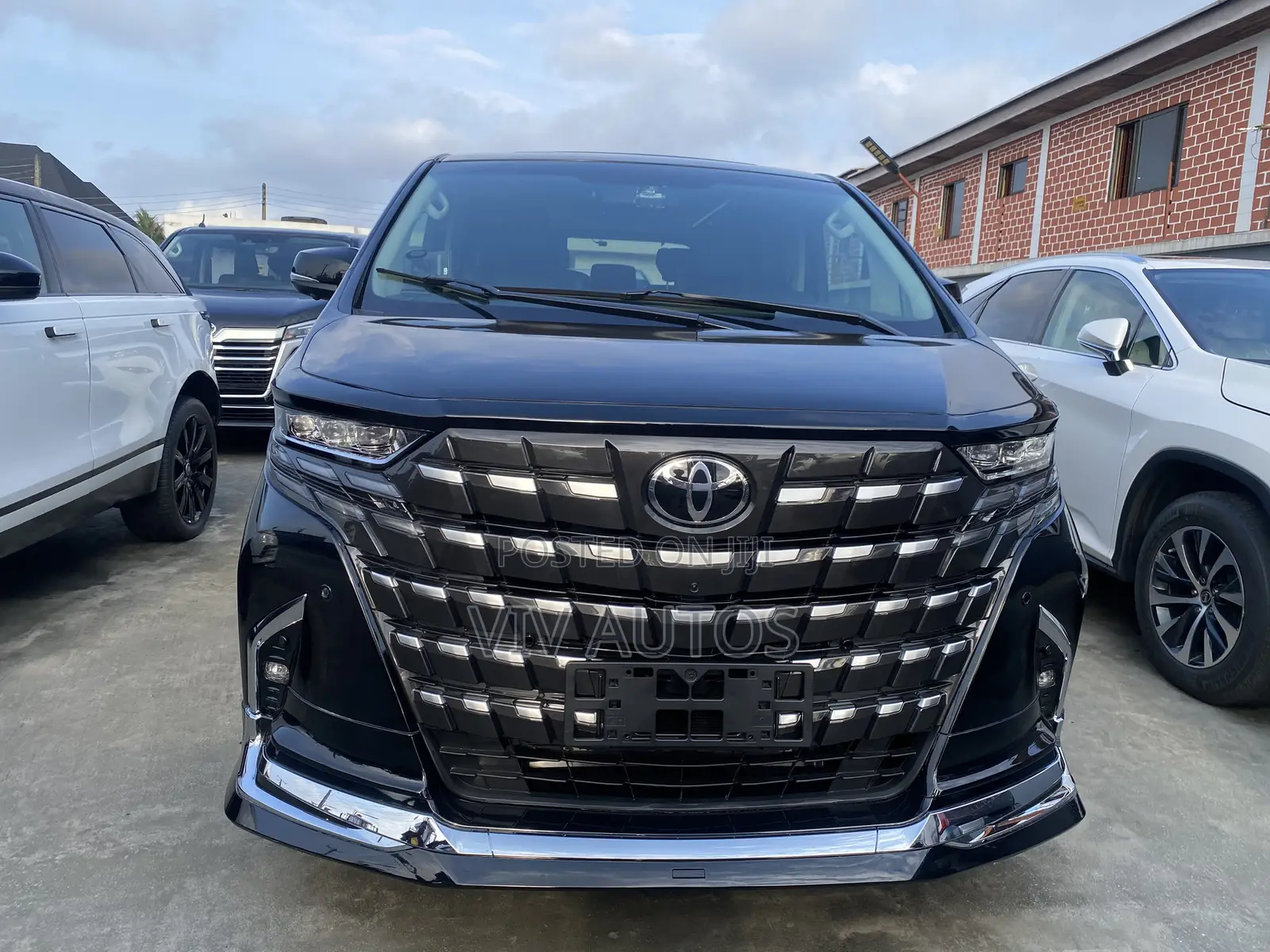 Toyota Vellfire Executive Lounge 3.5 V6 4WD 7-Seater 2022 Black