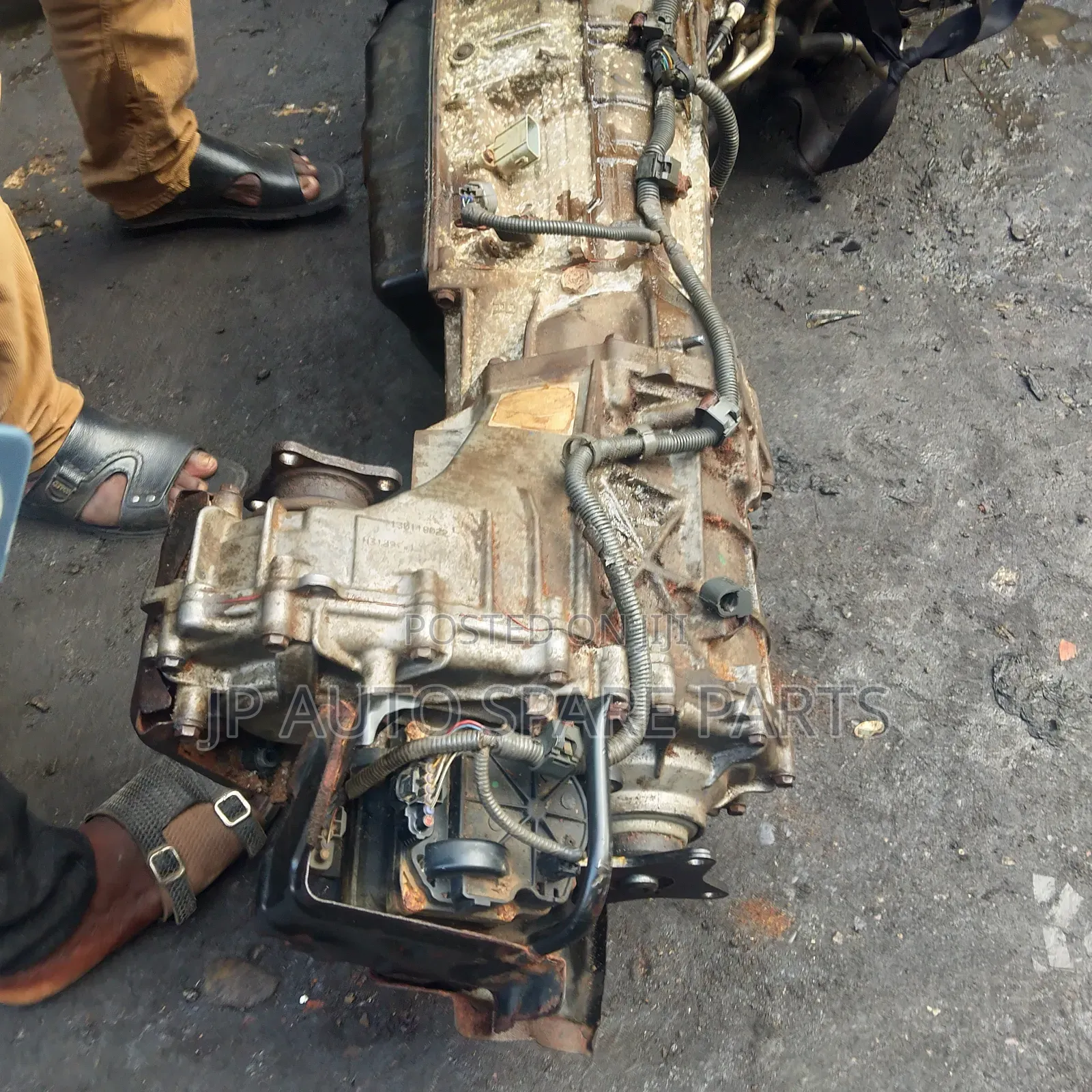 Toyota Sequoia 2008-2015 Tokubo Engine and Gear (15pin)