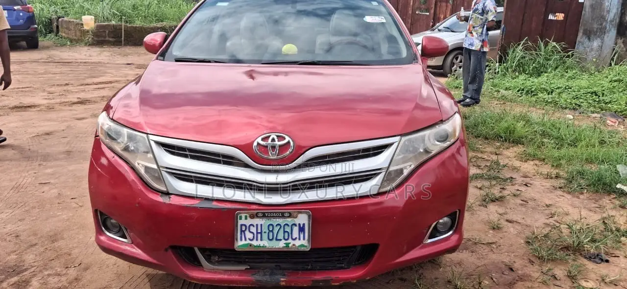 Toyota Venza 2010 Red