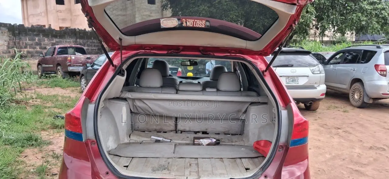 Toyota Venza 2010 Red