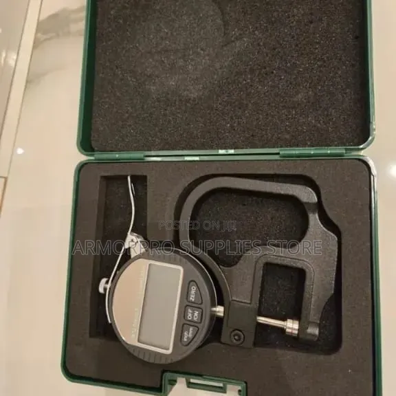 Digital Thickness Gauge