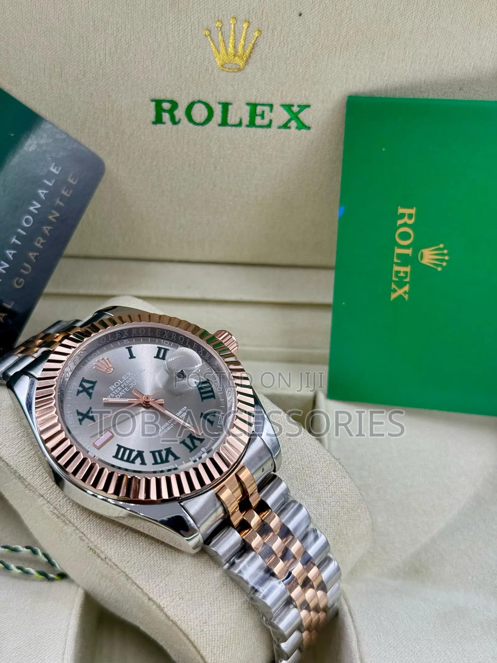 Unisex Wristwatch