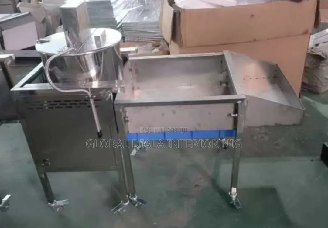 Commercial Popcorn Machine