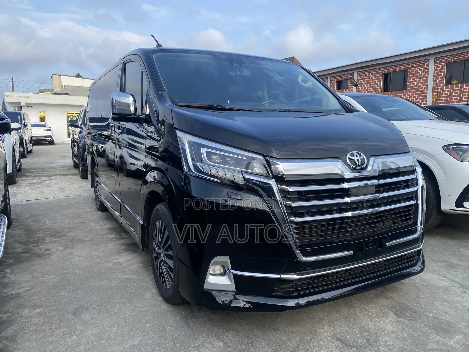 New Toyota HiAce 2020 Black