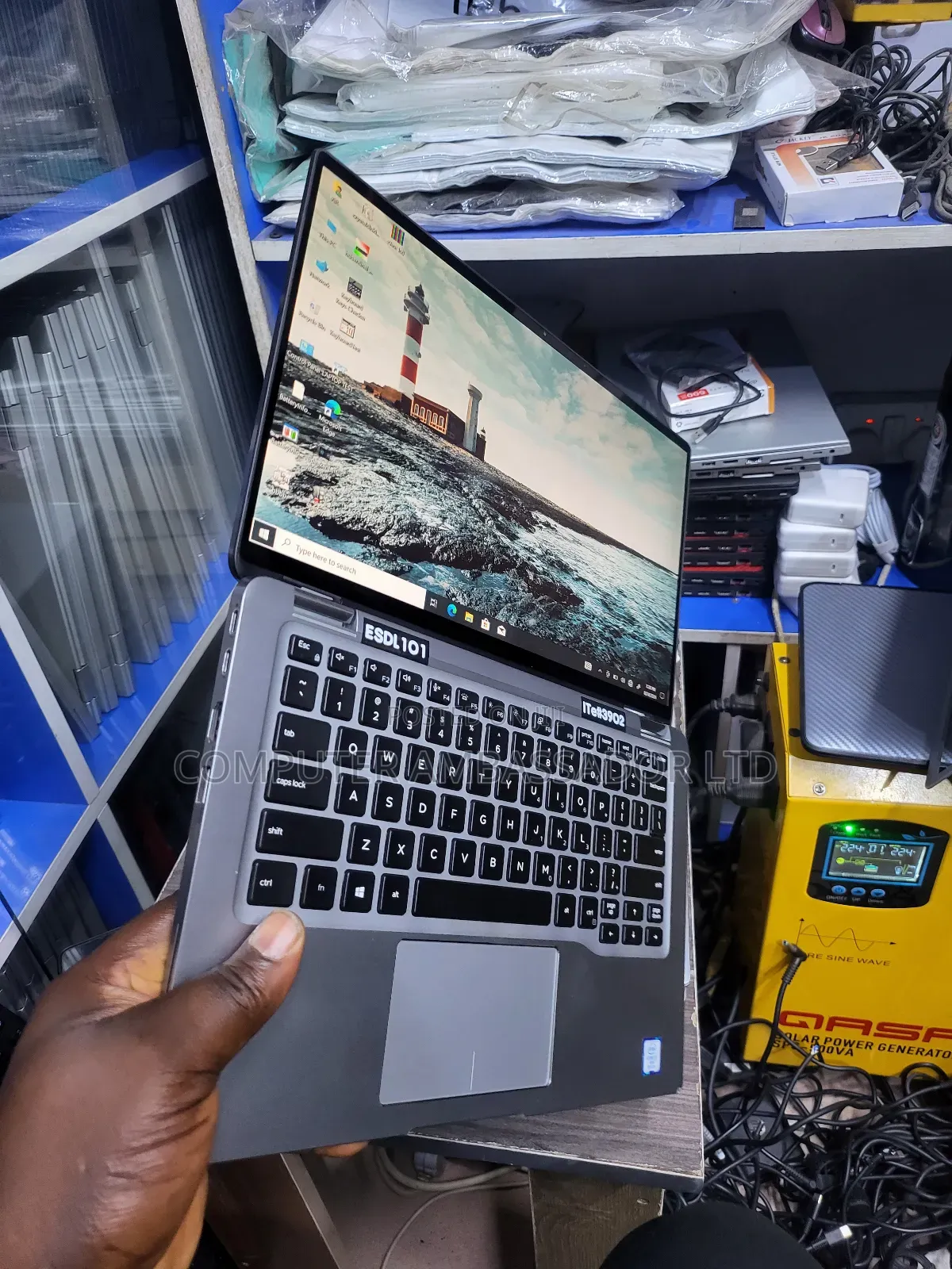 Laptop Dell Latitude 7400 2-in-1 16GB Intel Core i7 SSD 512GB