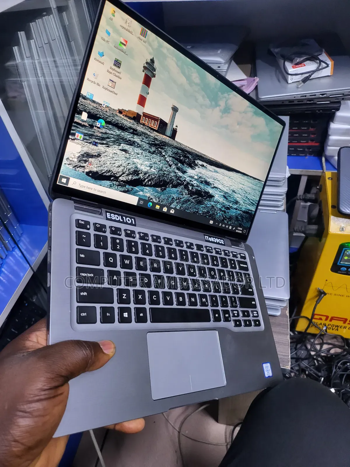 Laptop Dell Latitude 7400 2-in-1 16GB Intel Core i7 SSD 512GB