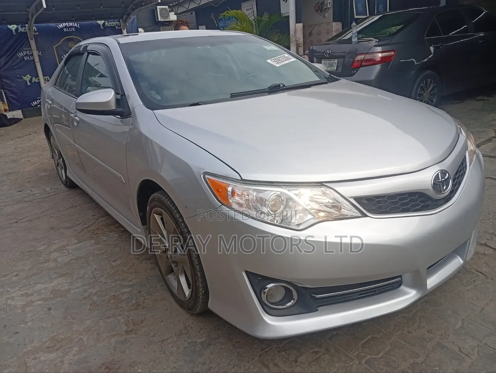 Toyota Camry 2014 Silver