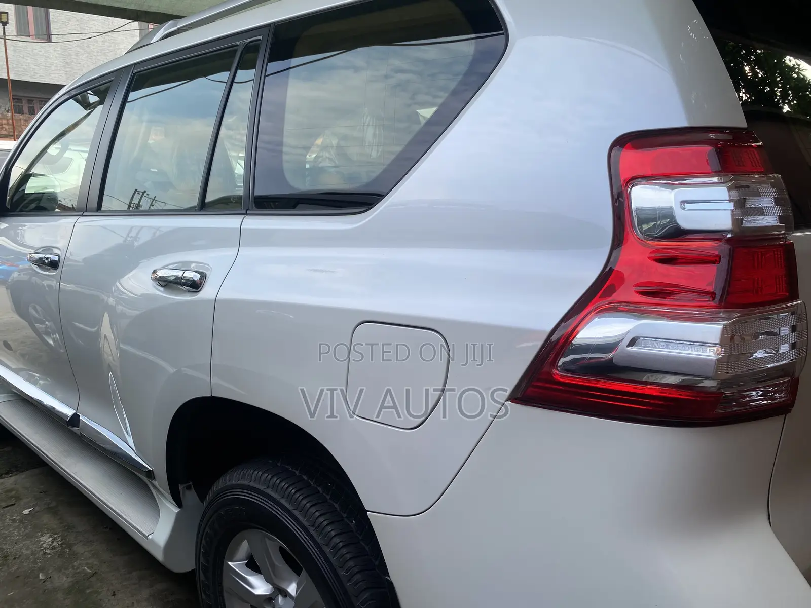 Toyota Land Cruiser Prado 4.0 Petrol GX-R 2016 White