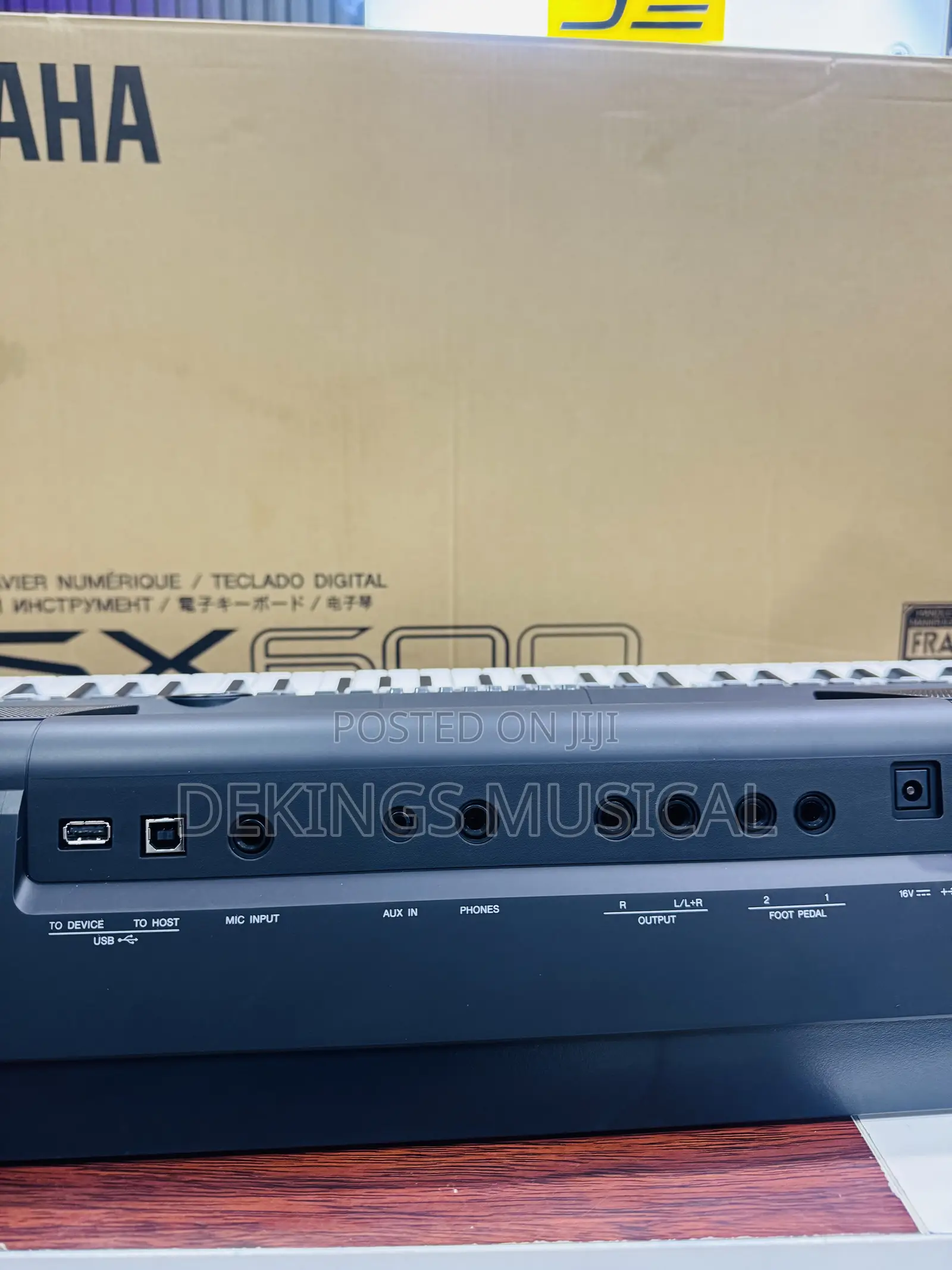 PSR SX-600 Yamaha Keyboard 61 Keys Piano Workstation