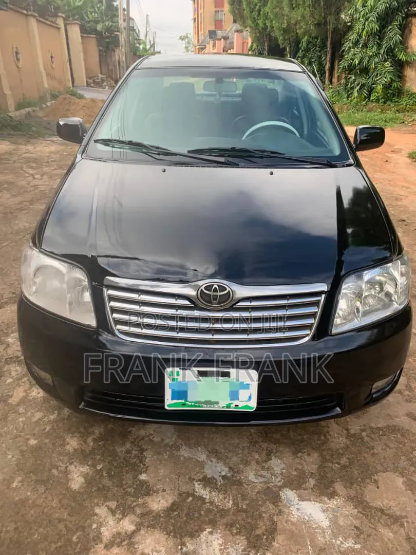 Toyota Corolla 2000 Black