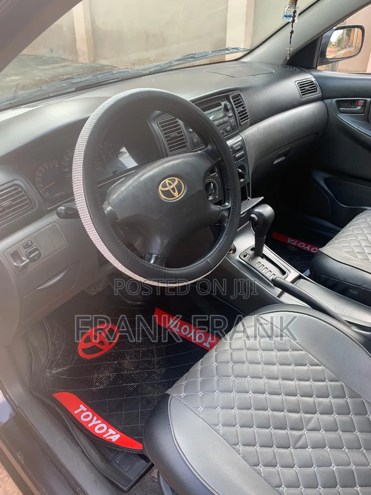 Toyota Corolla 2000 Black