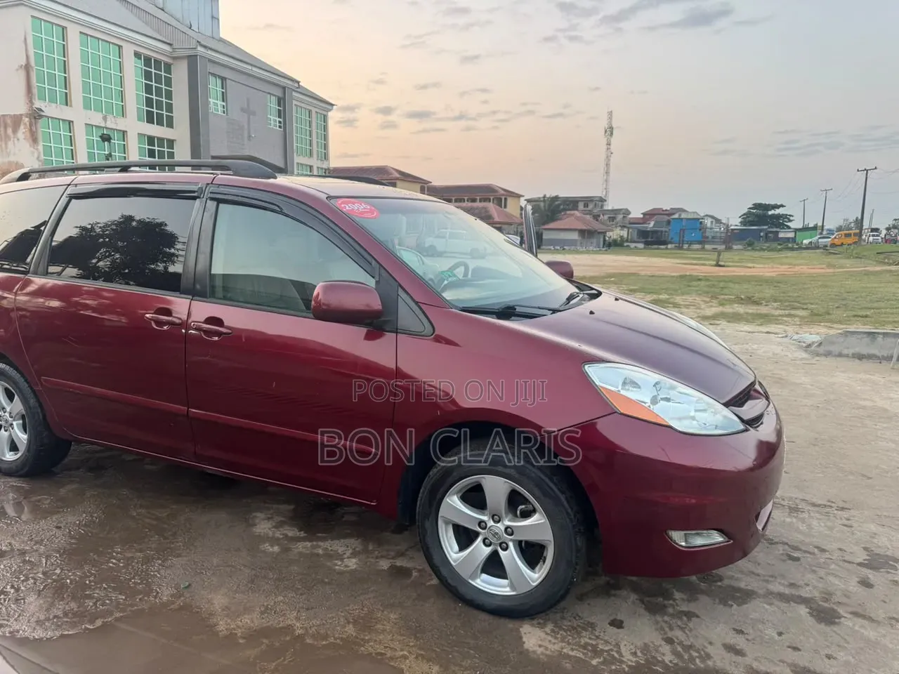 Toyota Sienna 2006 Red