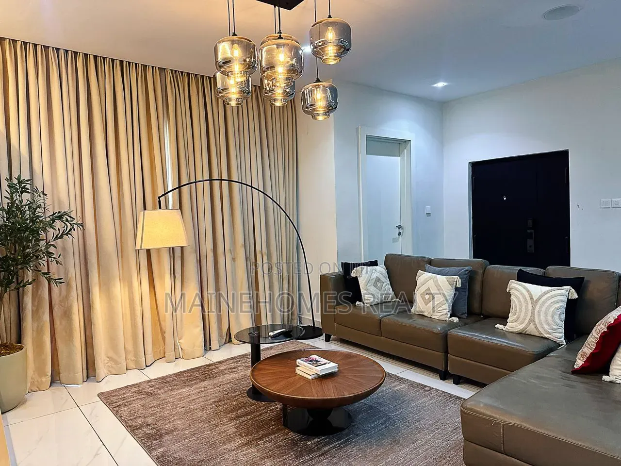 Furnished 3bdrm Apartment in Lekki Phase 1 for rent