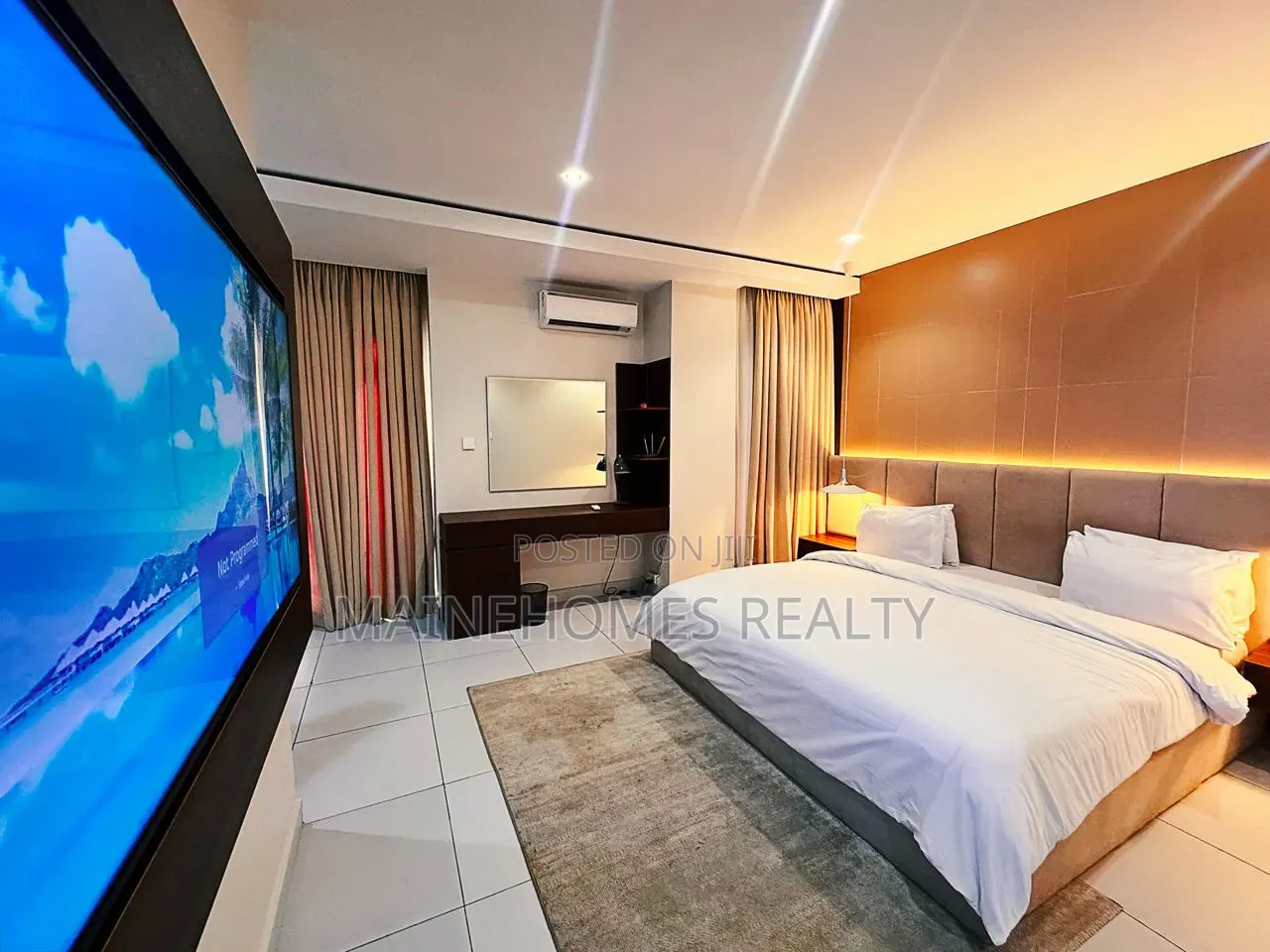 Furnished 3bdrm Apartment in Lekki Phase 1 for rent