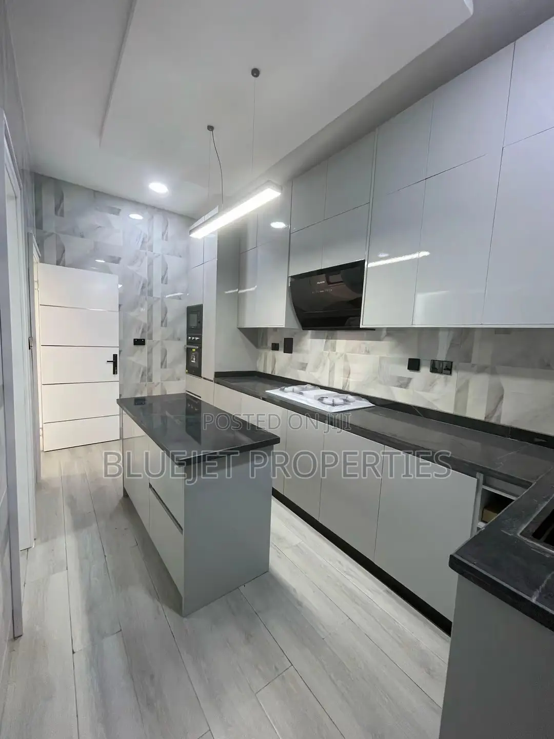 4bdrm Duplex in Sangotedo for sale
