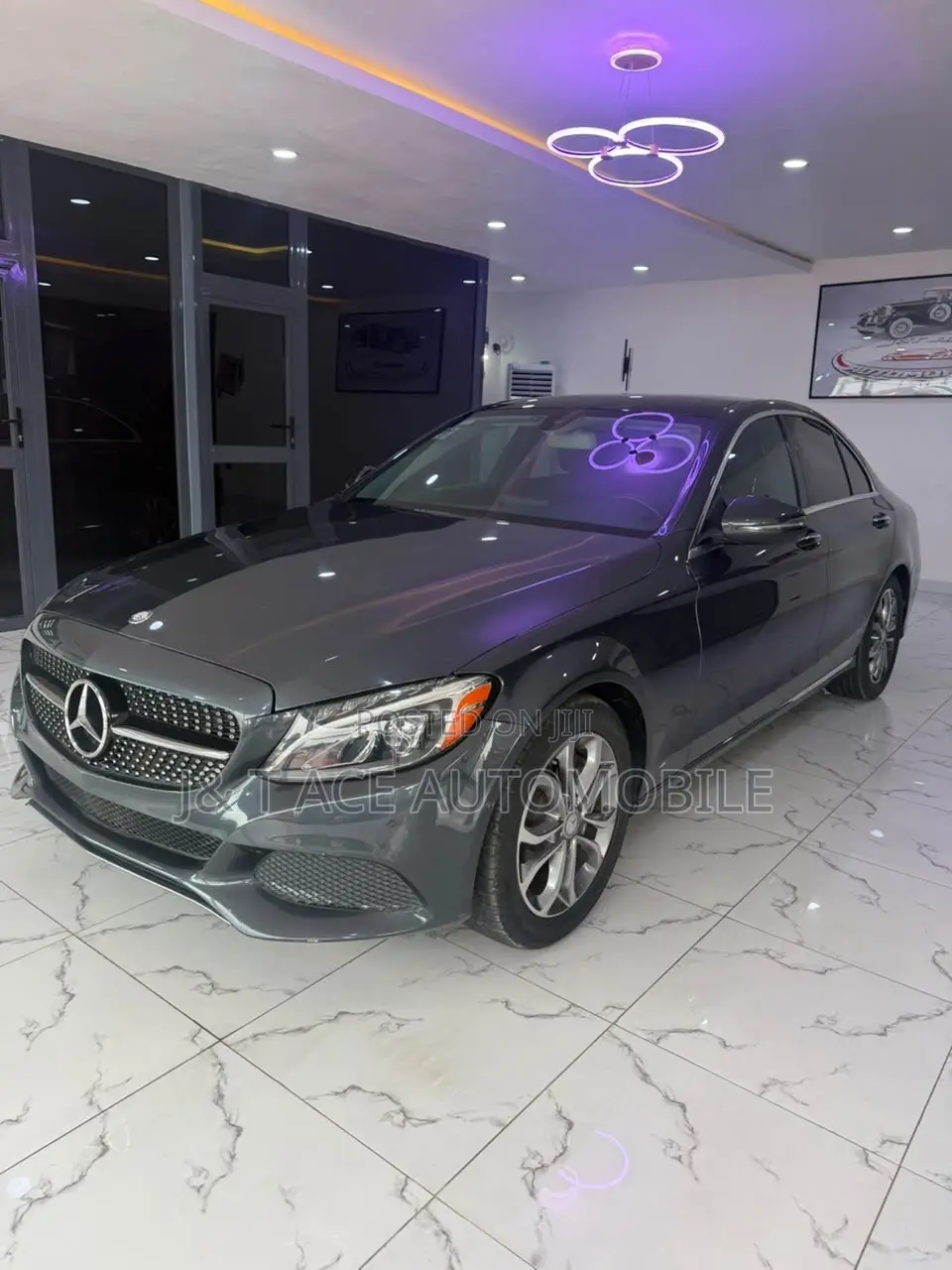 Mercedes-Benz C300 2016 Gray
