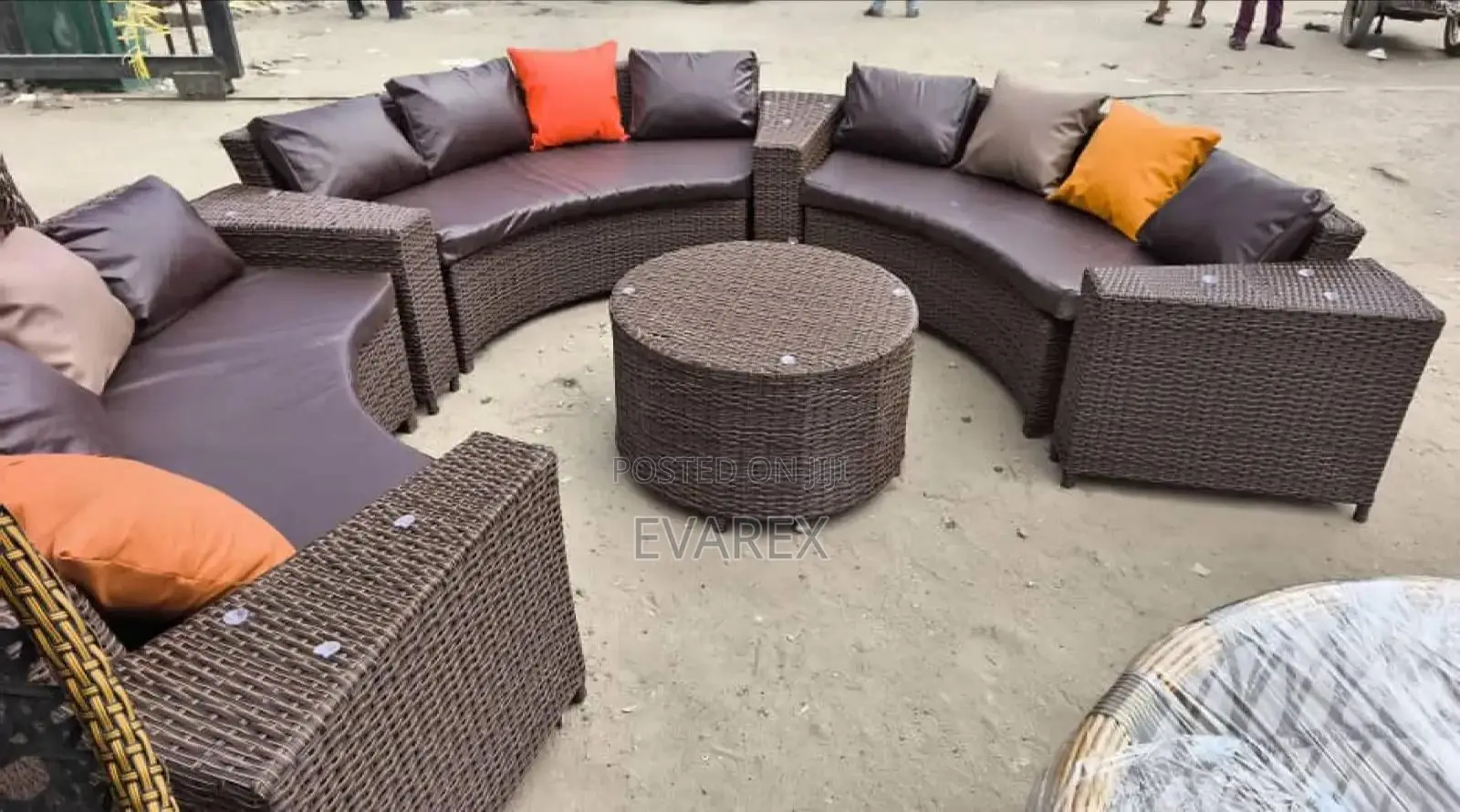Luxury C- Outdoor Chair Set, 9 Seater.