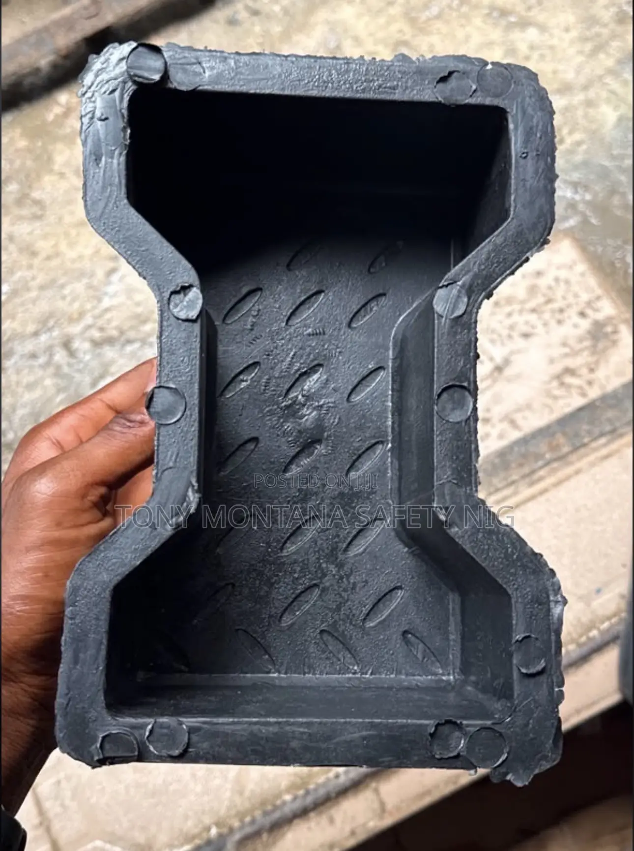 50pcs Plastic Interlocking Paving Stone Mold - Cabro Block Mould