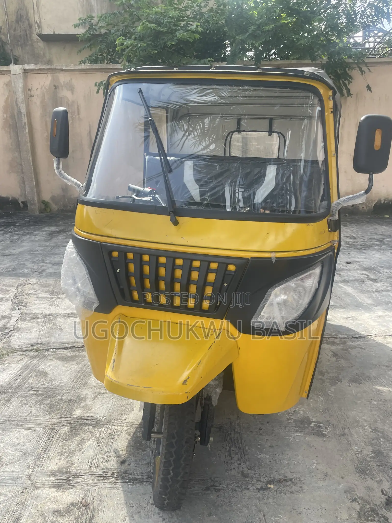 New Motorcycle 2025 Yellow