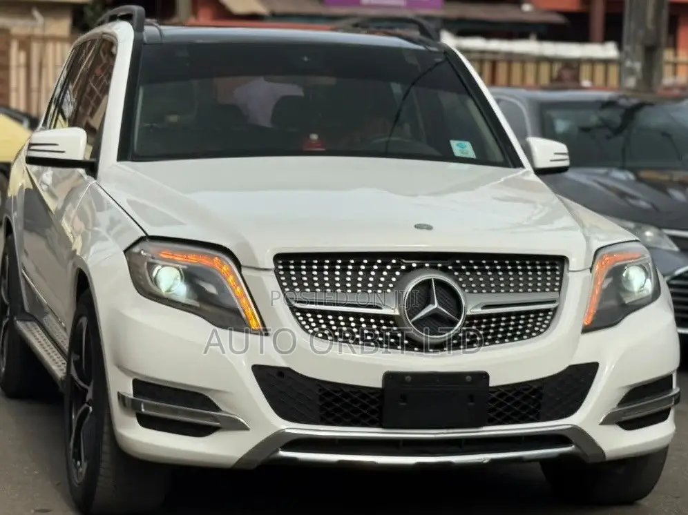 Mercedes-Benz GLK-Class 350 4MATIC 2014 White