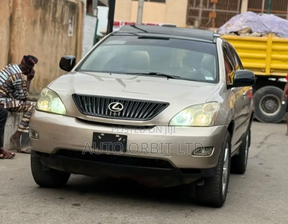 Lexus RX 330 2005 Gold
