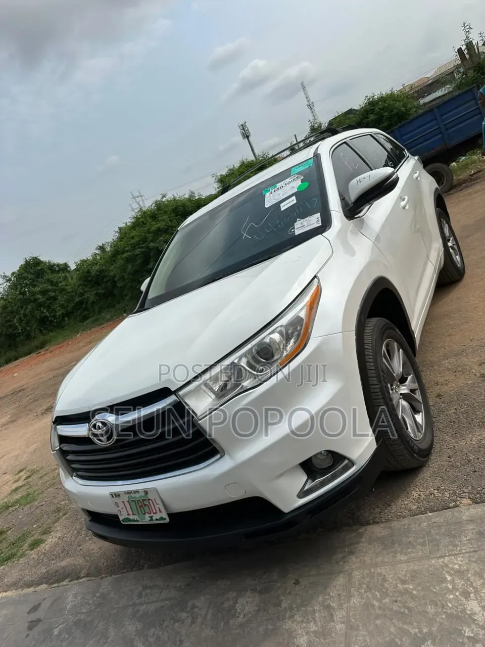 Toyota Highlander LE Plus V6 4x4 (3.5L 6cyl 6A) 2016 White