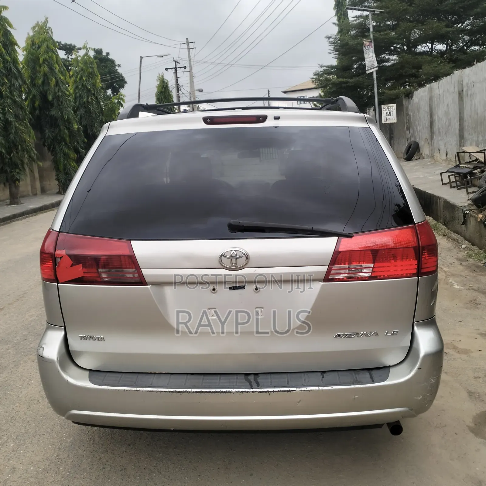 Toyota Sienna 2005 Silver