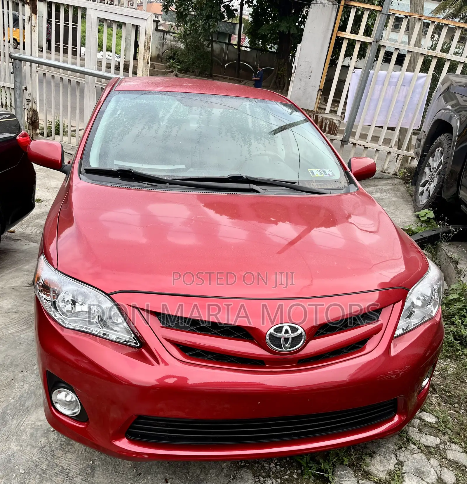 Toyota Corolla LE 4dr Sedan (1.8L 4cyl 4A) 2011 Red