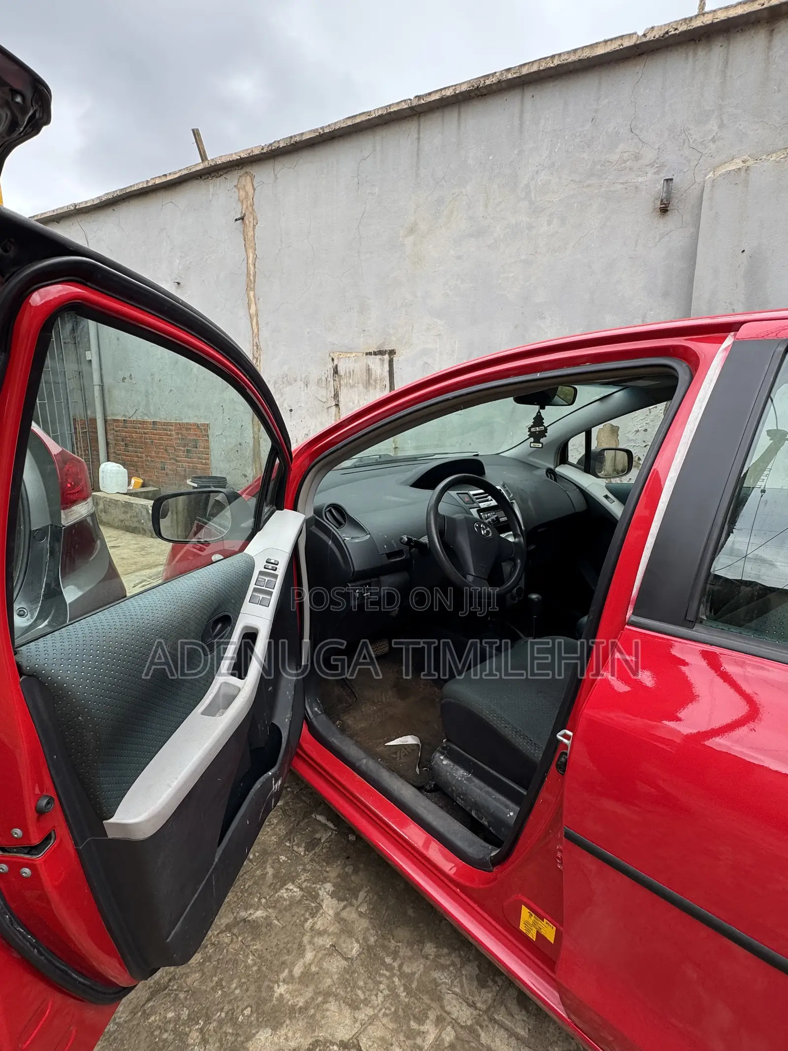 Toyota Yaris 1.3 VVT-i Automatic 2007 Red