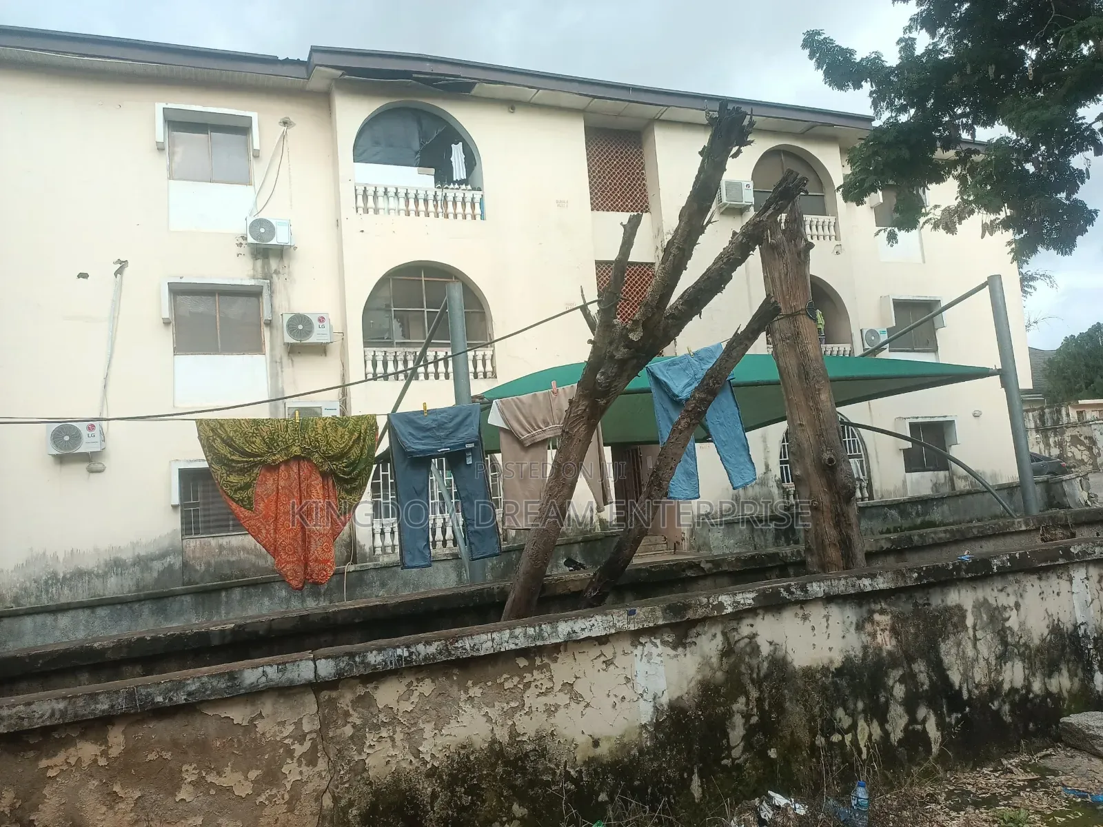 18bdrm Block of Flats in Wuse 2 Abuja Nigeria for sale