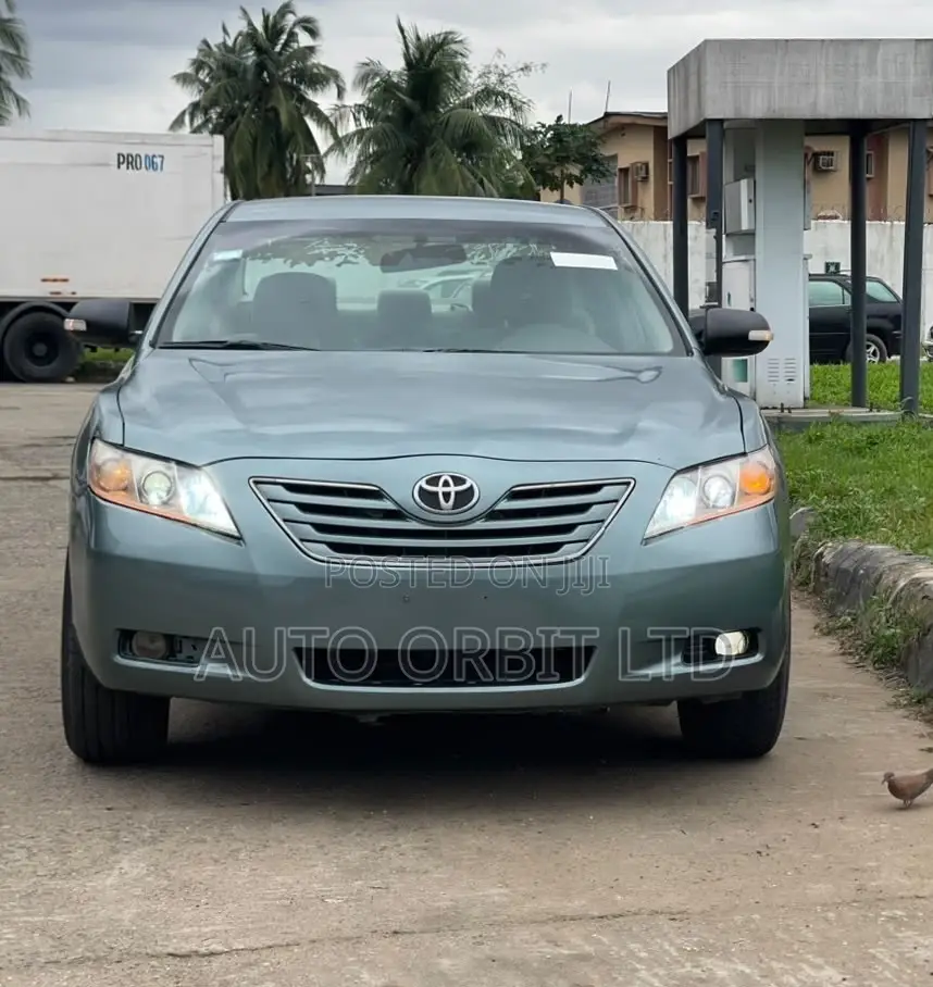 Toyota Camry 2009 Green