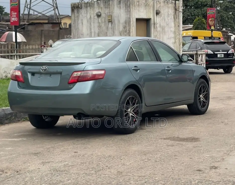 Toyota Camry 2009 Green