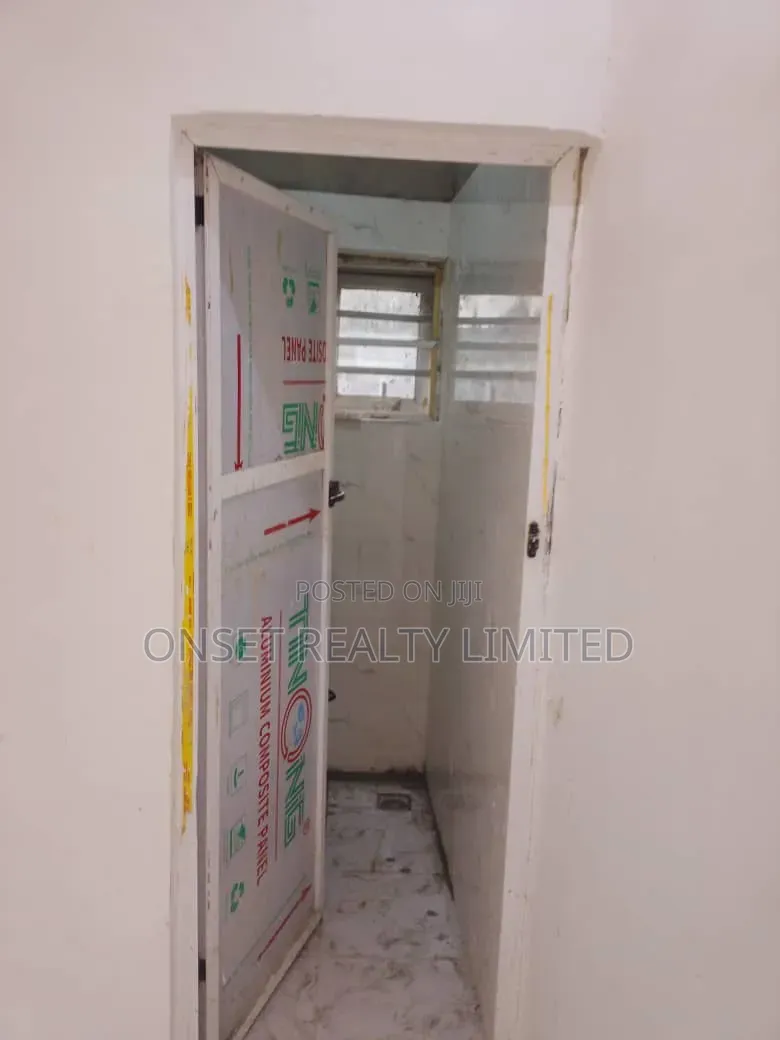 2bdrm Block of Flats in Sangotedo for rent
