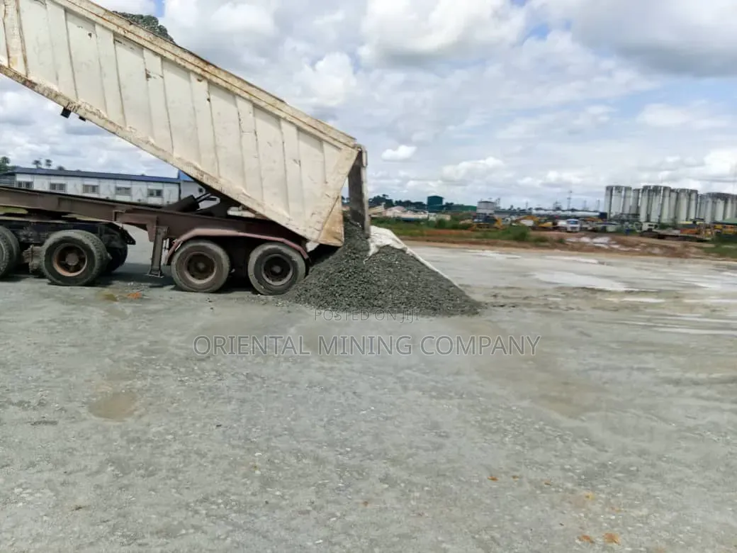 Sharp Sharp Black Granite! For Decking, Pillar and Road. We Deliver