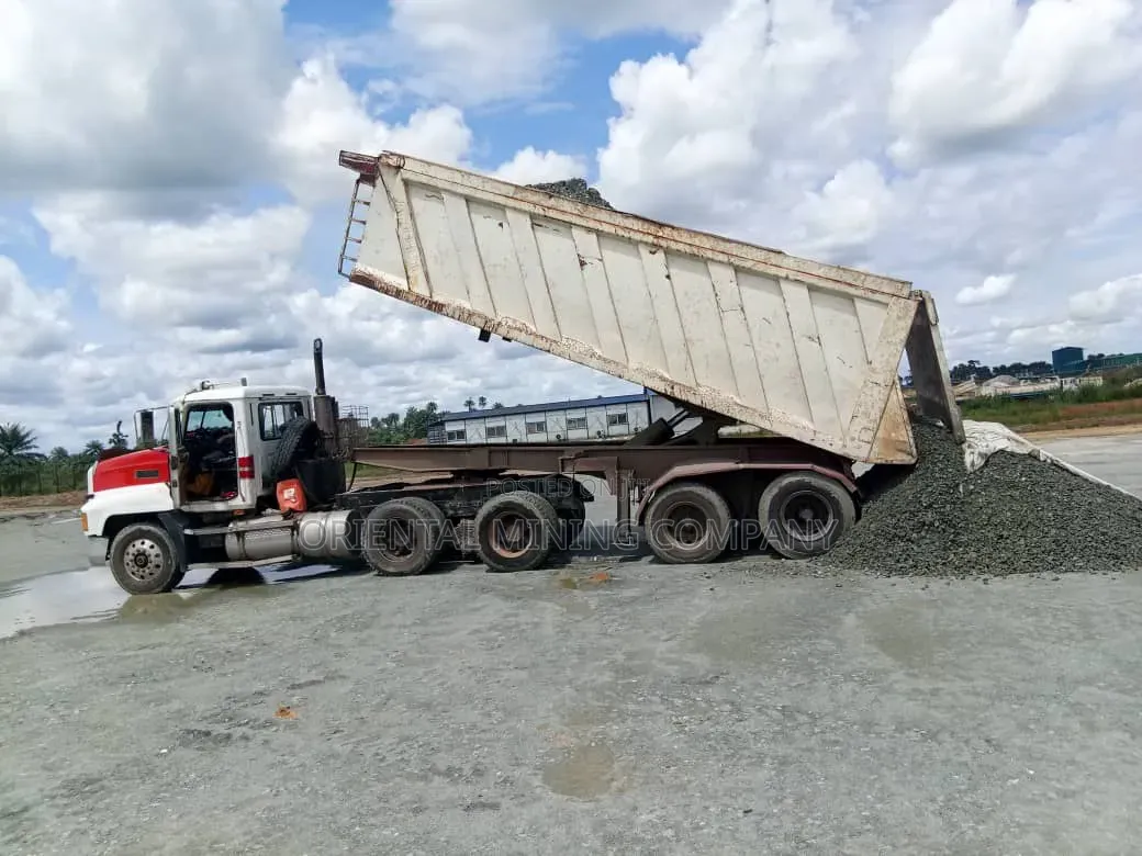 Sharp Sharp Black Granite! For Decking, Pillar and Road. We Deliver