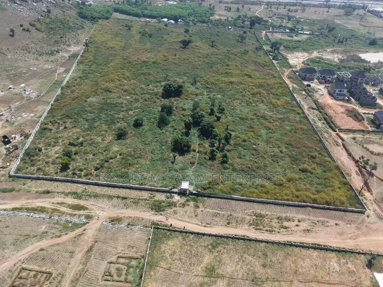 Land for Sale Mixed-Use Kukwaba District Abuja
9.25 Hectares (C of O)
