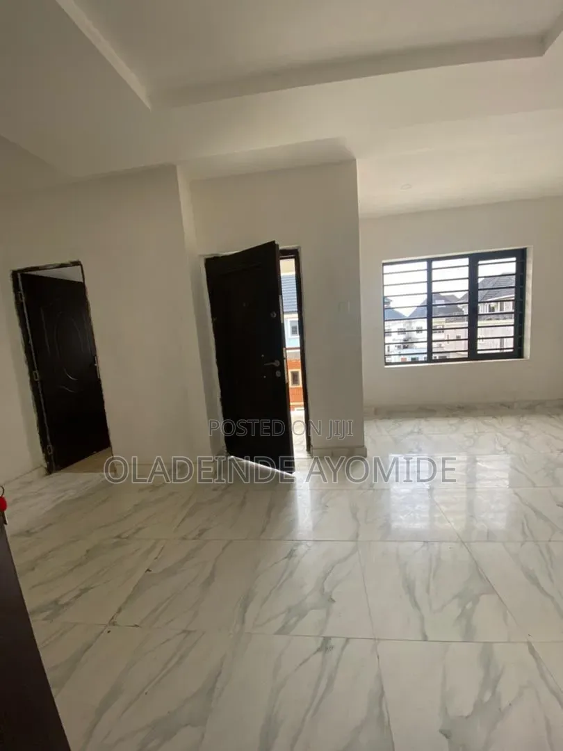 4bdrm Duplex in Osapa london for rent
