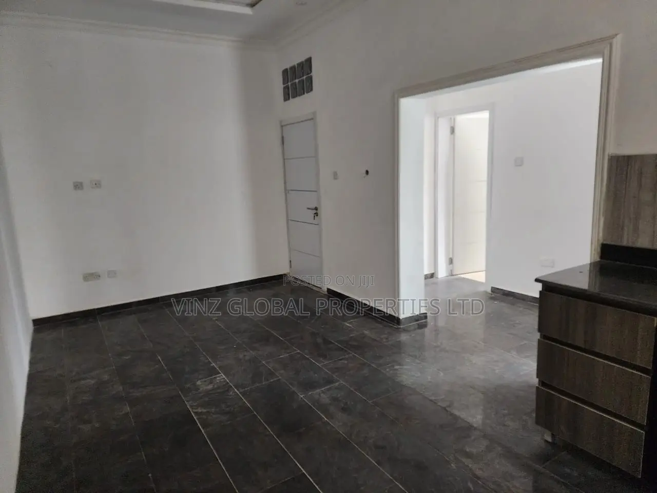 1bdrm Apartment in Lekki Phase 1 for rent