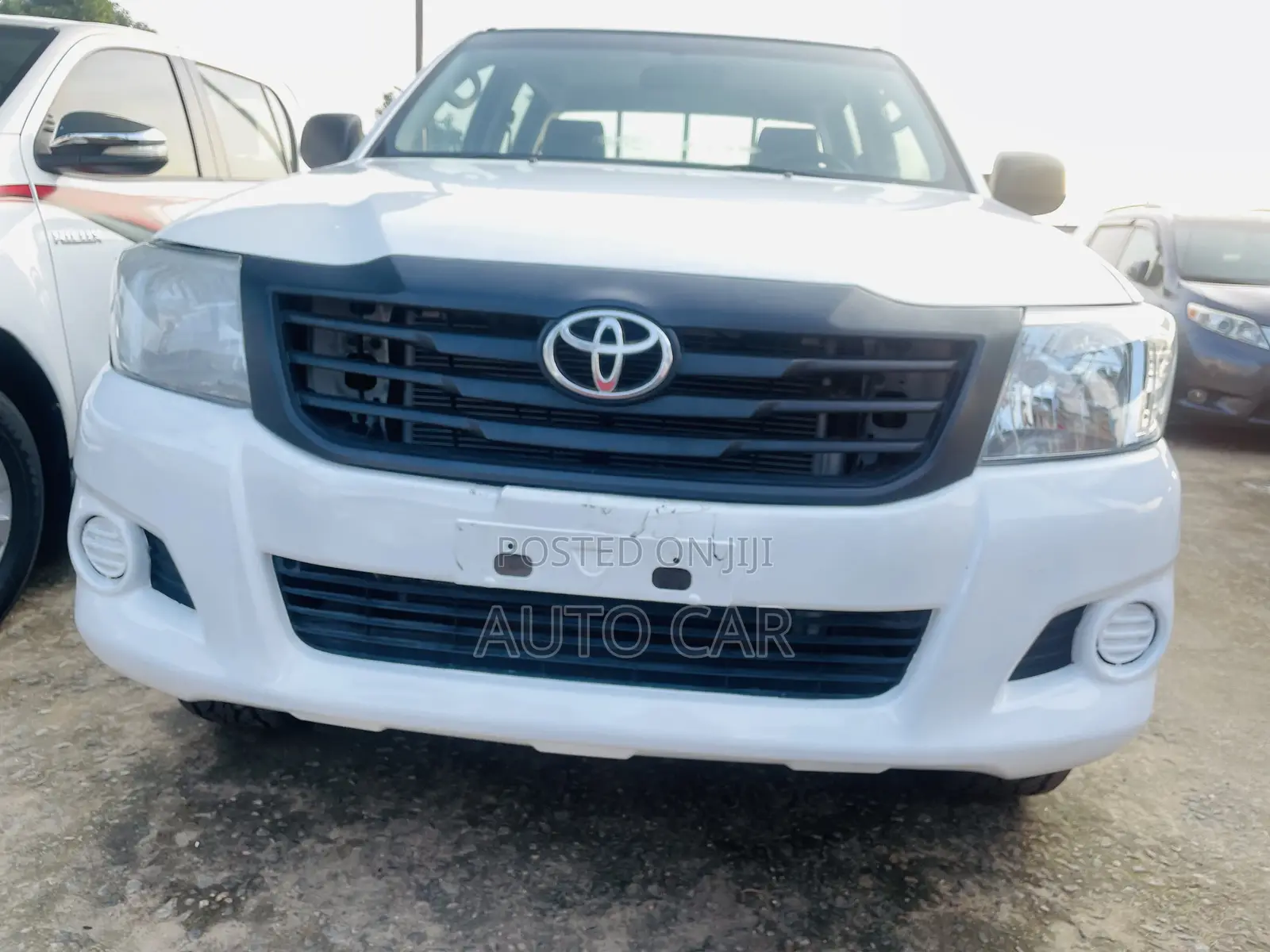 Toyota Hilux SR5 4x4 2015 White